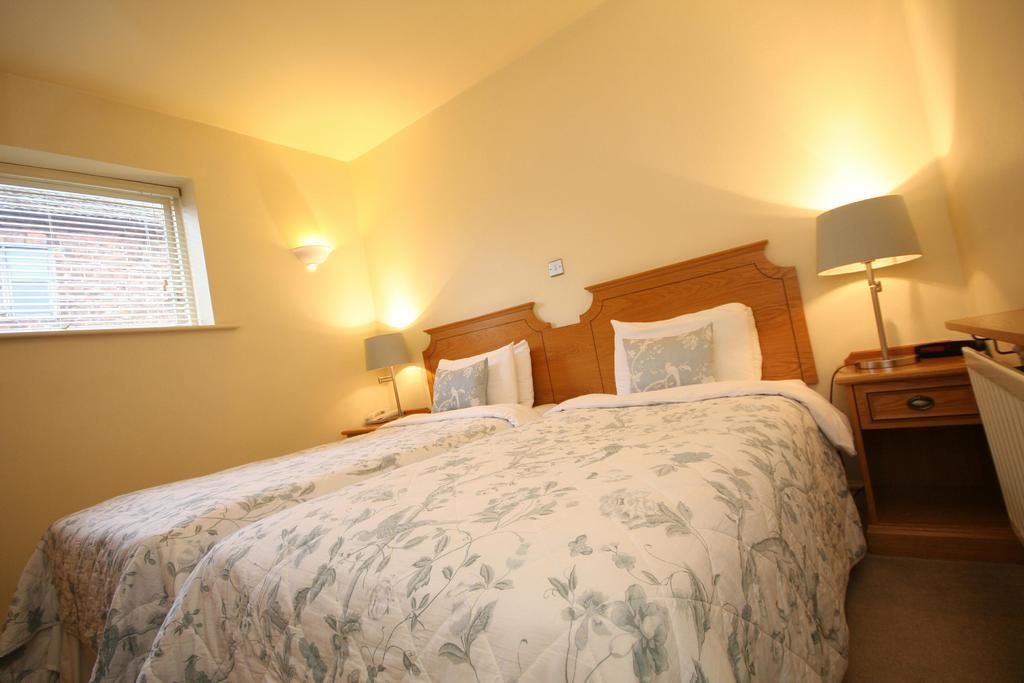 Crown Hotel نانتويتش الغرفة الصورة