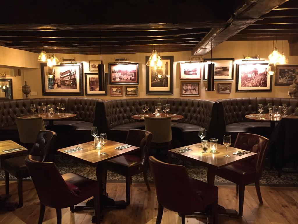 Crown Hotel نانتويتش المظهر الخارجي الصورة