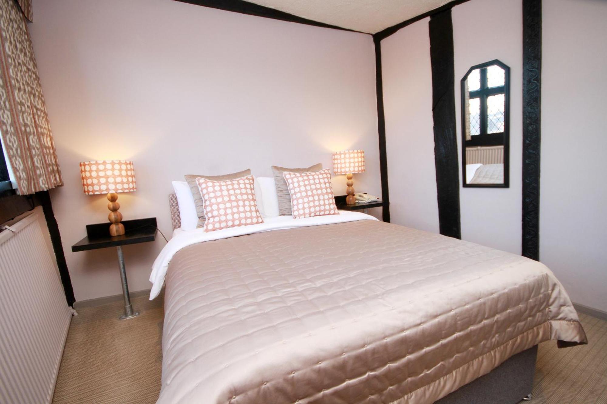 Crown Hotel نانتويتش المظهر الخارجي الصورة