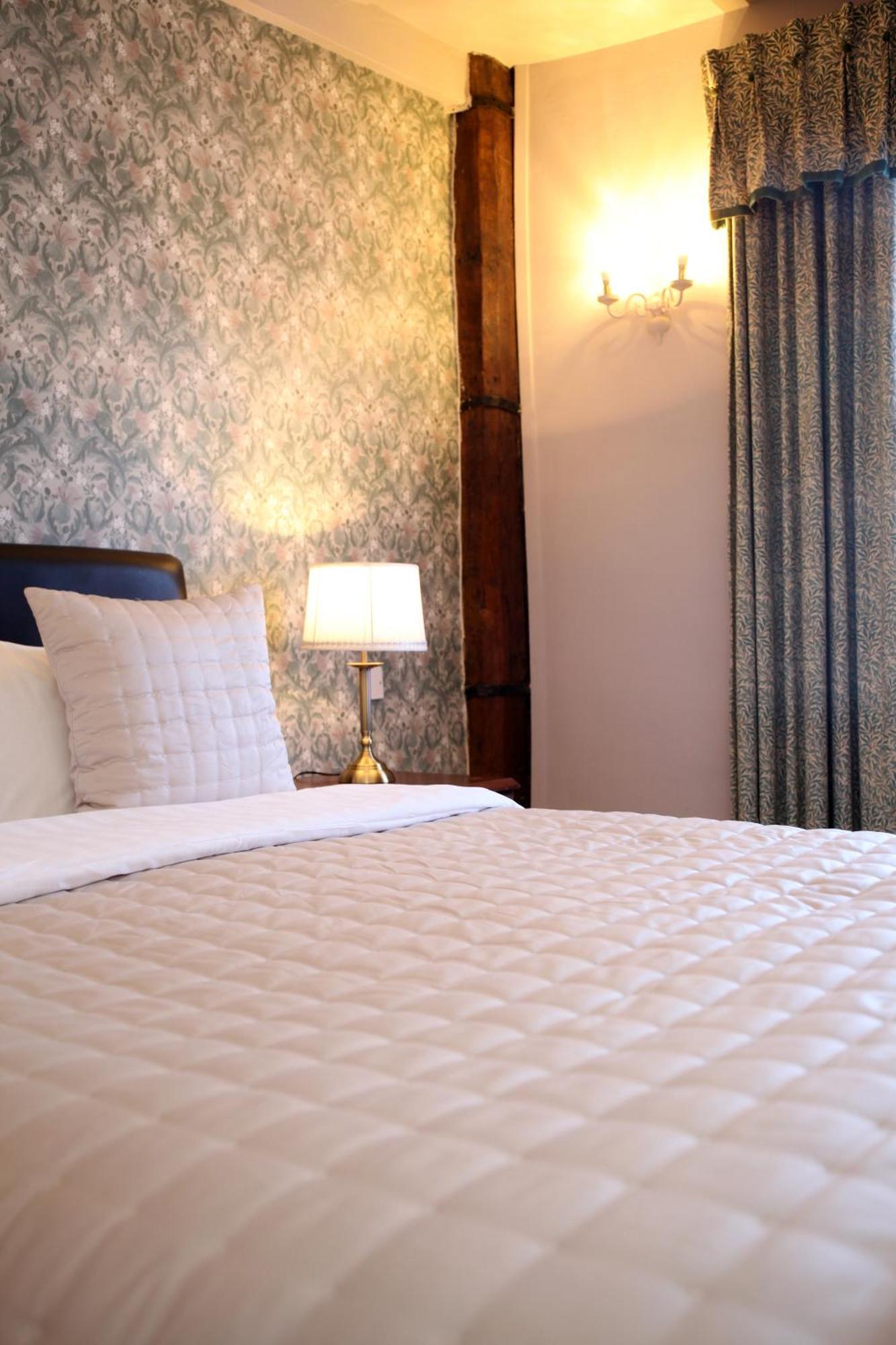 Crown Hotel نانتويتش المظهر الخارجي الصورة
