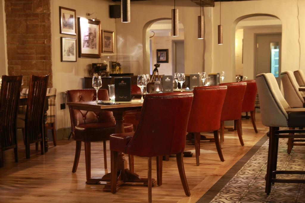 Crown Hotel نانتويتش المظهر الخارجي الصورة